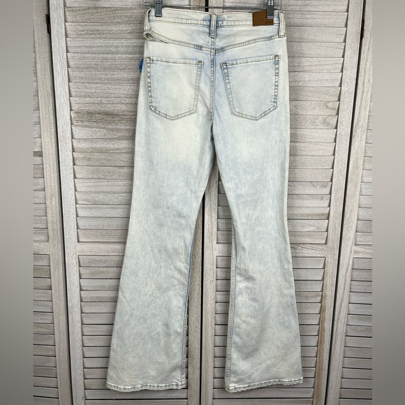 AEROPOSTALE High Rise Flare Stretch Jeans Light Wash Distressed-6 - Picture 2 of 5